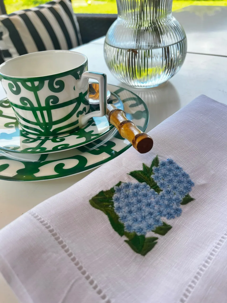 Taza y plato Serie Rejas
