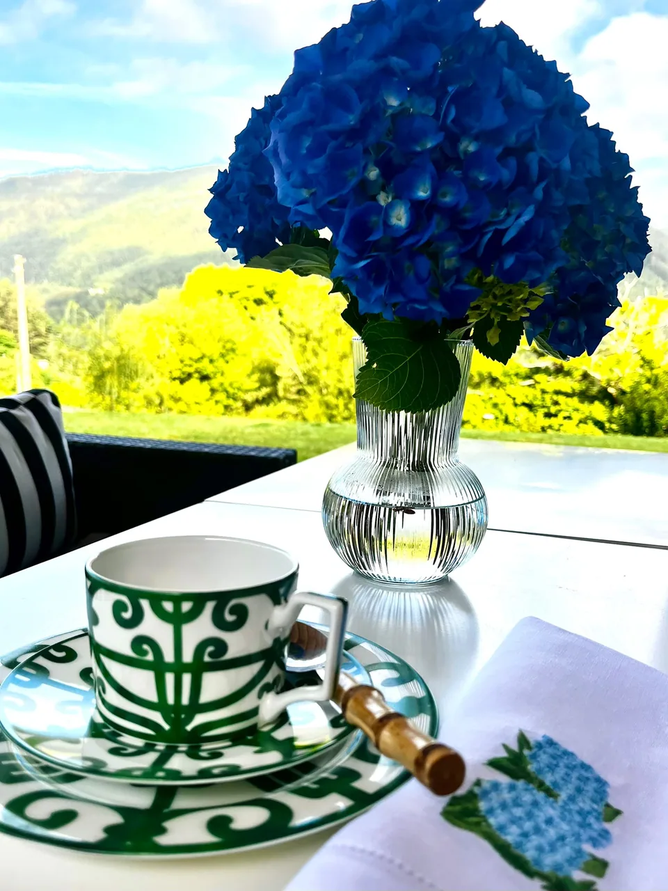 Taza y plato Serie Rejas
